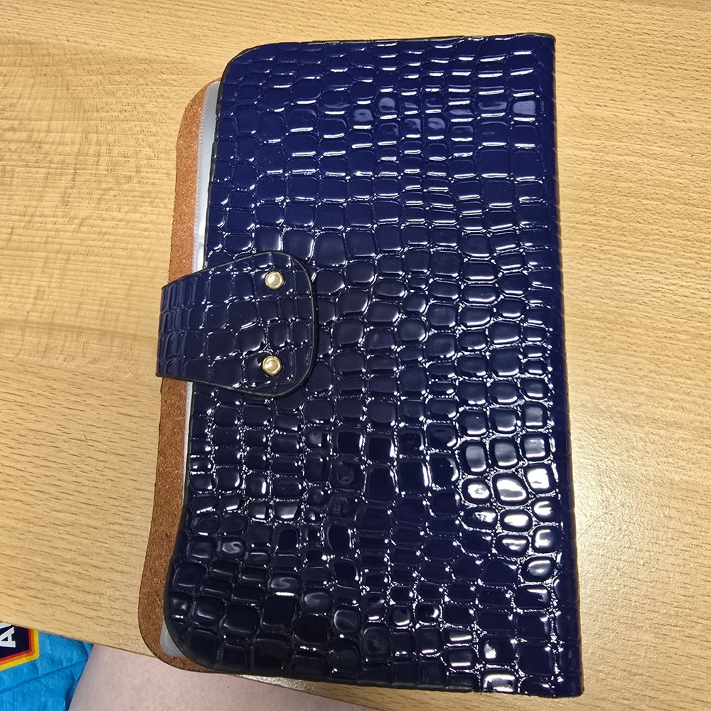 Navy Blue Croc Embossed Patent Card Holder Organizer Wallet Snap Closure - Picture 2 of 5